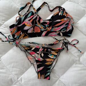 Body Glove Colorful Leaf Print Bikini Set